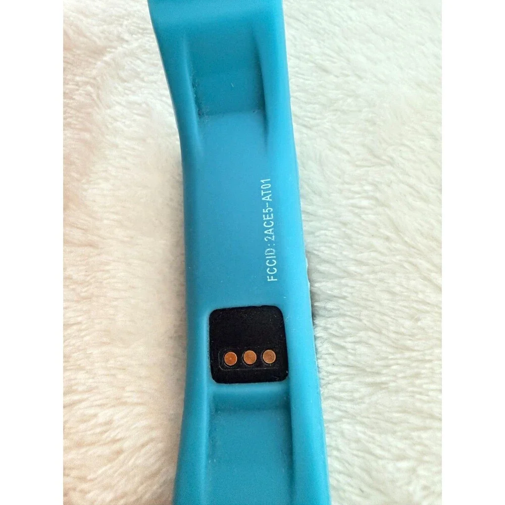3Plus Lite Blue Fitness Tracker Activity Watch Charger Included